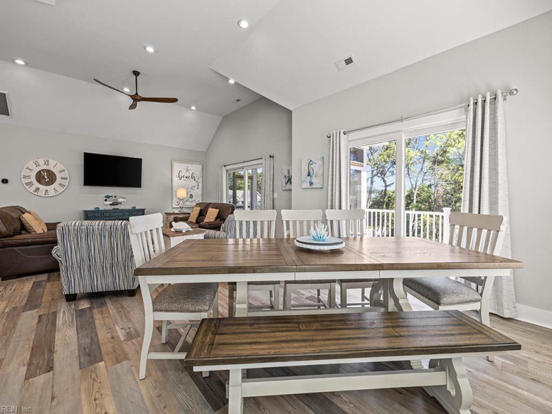 Photo 24 of 50 residential for sale in Currituck County virginia