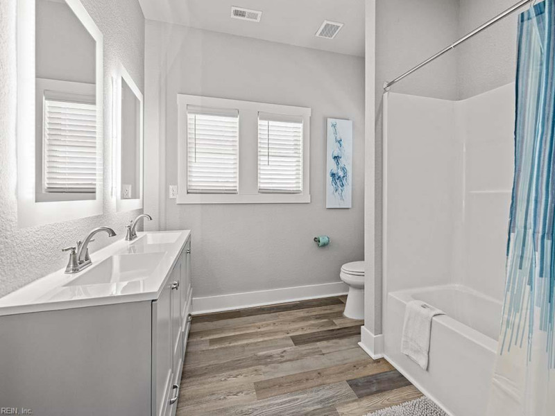 Photo 32 of 50 residential for sale in Currituck County virginia