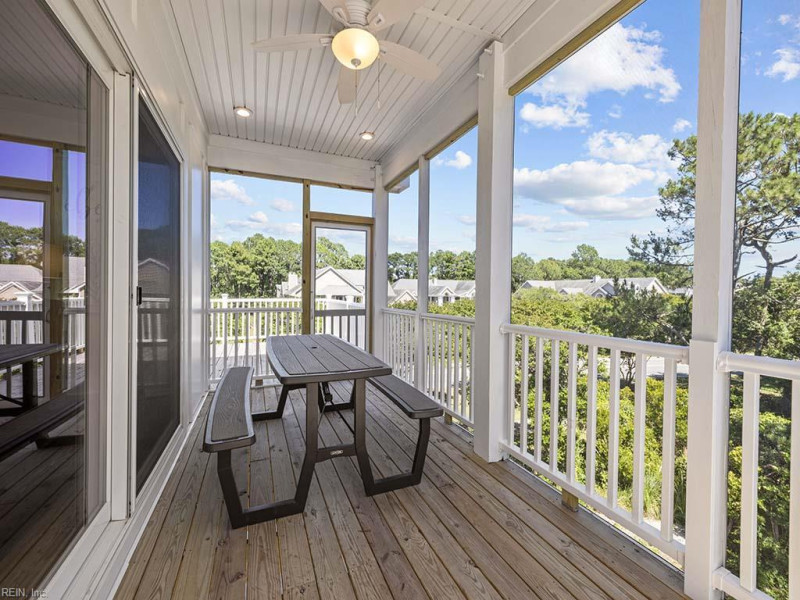 Photo 40 of 50 residential for sale in Currituck County virginia