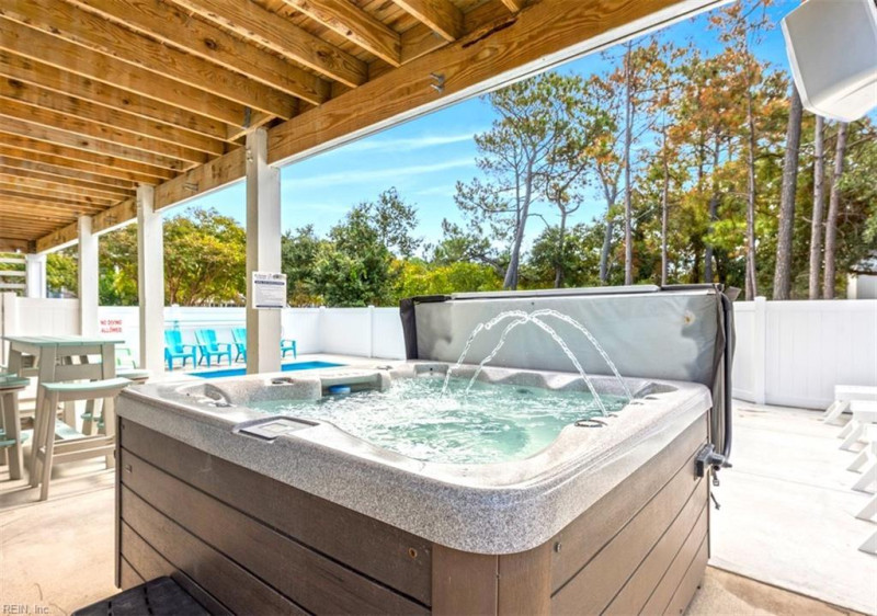 Photo 44 of 50 residential for sale in Currituck County virginia