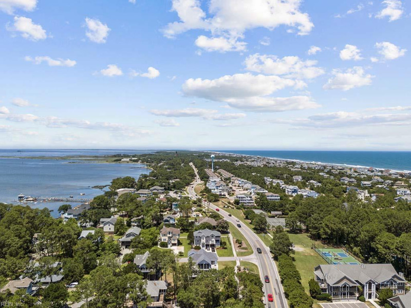 Photo 45 of 50 residential for sale in Currituck County virginia