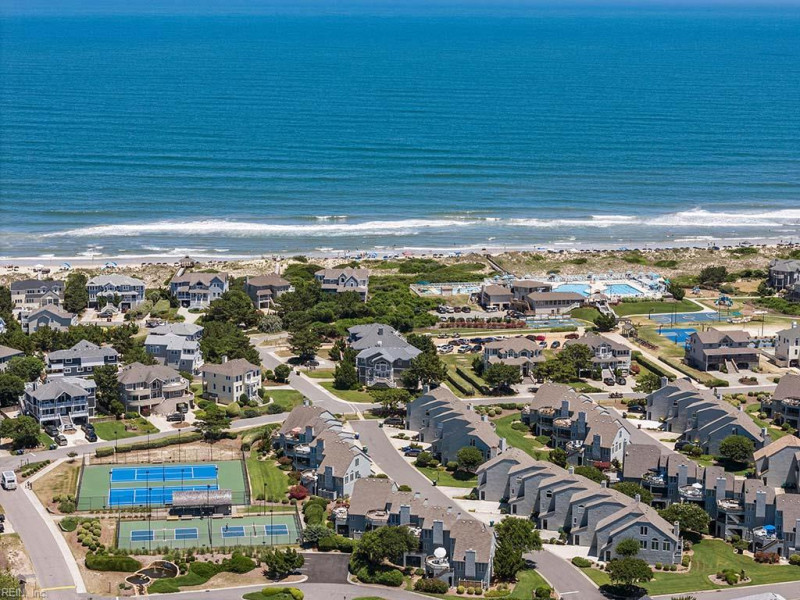 Photo 49 of 50 residential for sale in Currituck County virginia