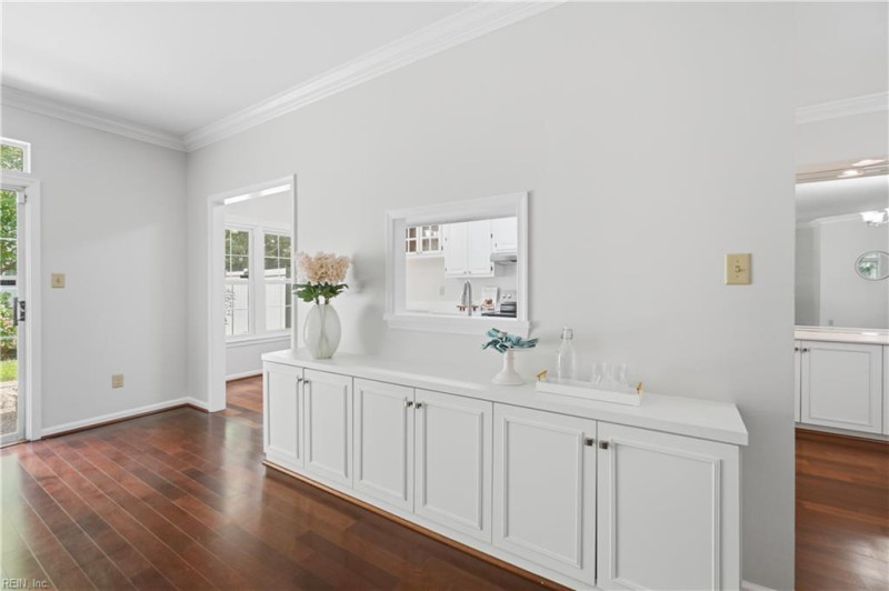 Photo 7 of 43 residential for sale in Virginia Beach virginia