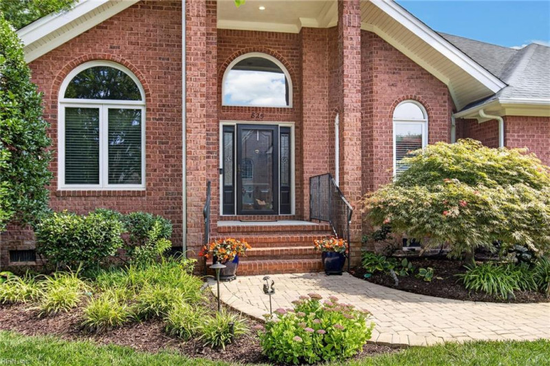 Photo 3 of 50 residential for sale in Chesapeake virginia Photo 3 of 50 residential for sale in Chesapeake virginia