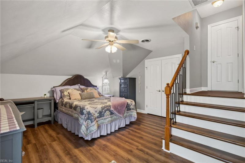 Photo 33 of 50 residential for sale in Chesapeake virginia Photo 33 of 50 residential for sale in Chesapeake virginia