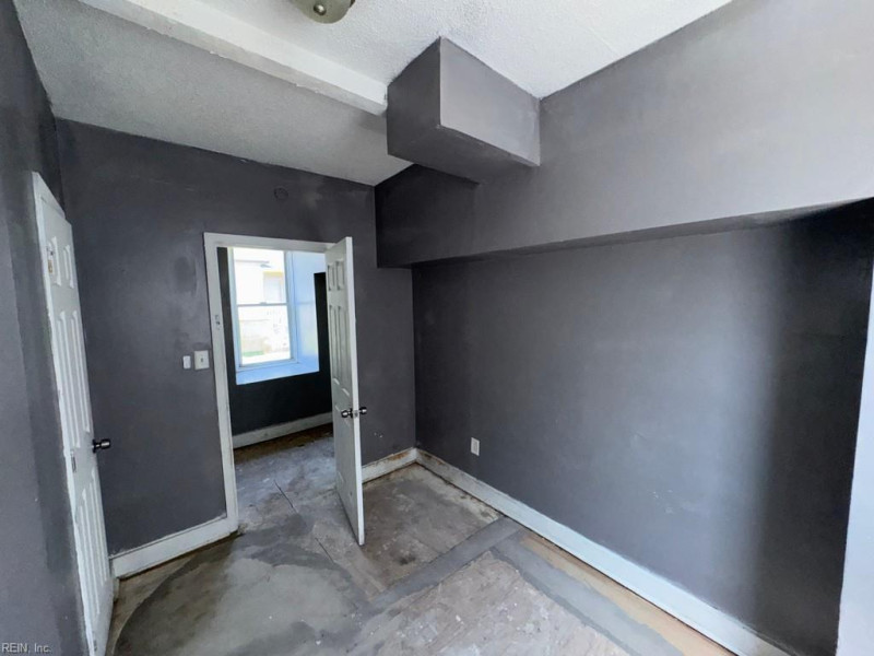 Photo 6 of 14 residential for sale in Portsmouth virginia Photo 6 of 14 residential for sale in Portsmouth virginia