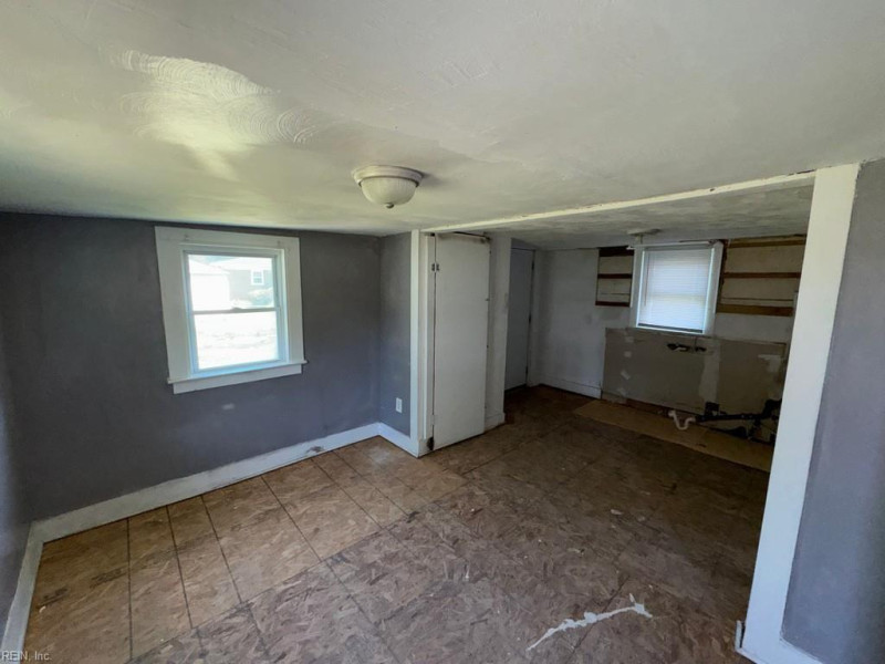 Photo 8 of 14 residential for sale in Portsmouth virginia Photo 8 of 14 residential for sale in Portsmouth virginia