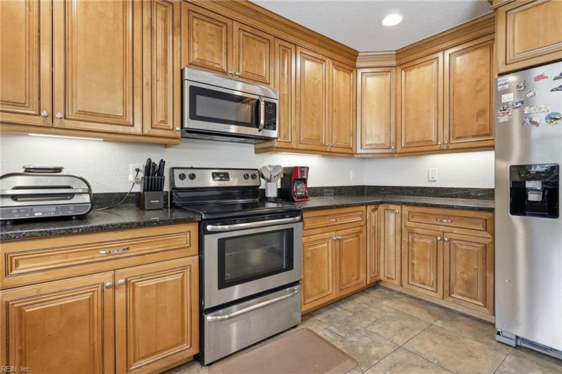 Photo 11 of 43 residential for sale in Suffolk virginia