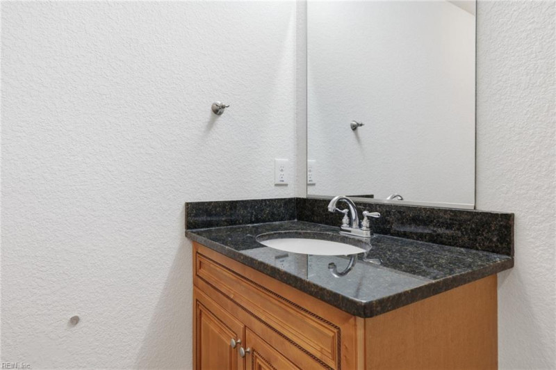 Photo 18 of 43 residential for sale in Suffolk virginia