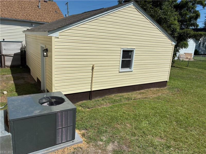 Photo 9 of 14 residential for sale in Norfolk virginia Photo 9 of 14 residential for sale in Norfolk virginia