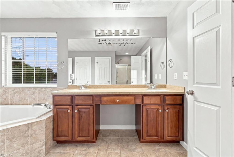 Photo 31 of 50 residential for sale in Chesapeake virginia Photo 31 of 50 residential for sale in Chesapeake virginia