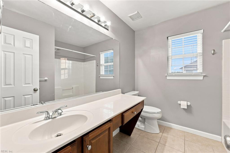 Photo 38 of 50 residential for sale in Chesapeake virginia Photo 38 of 50 residential for sale in Chesapeake virginia