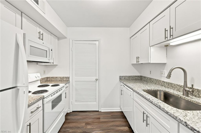 Photo 10 of 25 residential for sale in Newport News virginia