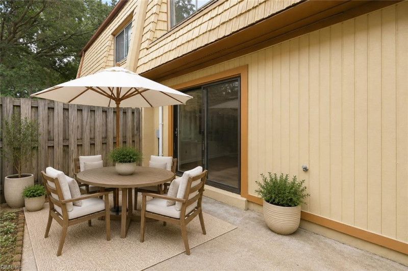 Photo 6 of 25 residential for sale in Newport News virginia