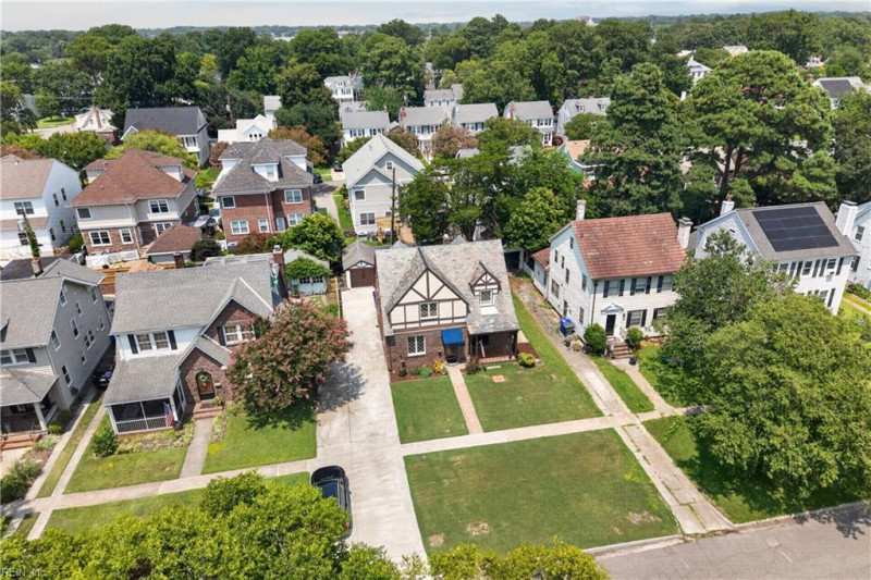 Photo 27 of 31 residential for sale in Norfolk virginia Photo 27 of 31 residential for sale in Norfolk virginia