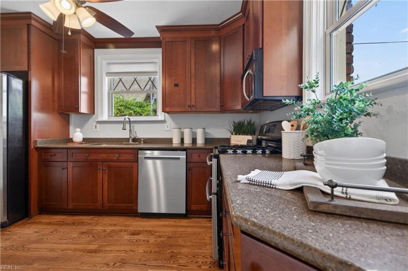 Photo 9 of 31 residential for sale in Norfolk virginia Photo 9 of 31 residential for sale in Norfolk virginia