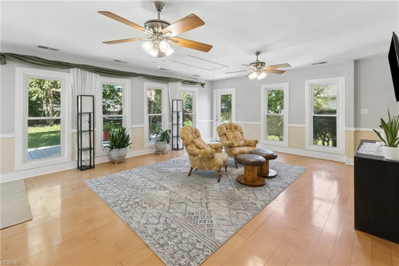 Photo 20 of 50 residential for sale in Chesapeake virginia Photo 20 of 50 residential for sale in Chesapeake virginia