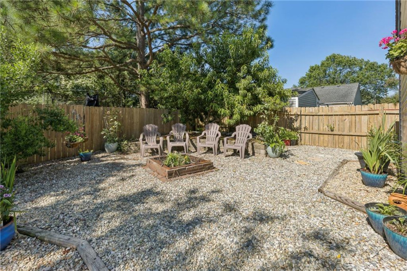 Photo 37 of 50 residential for sale in Chesapeake virginia Photo 37 of 50 residential for sale in Chesapeake virginia