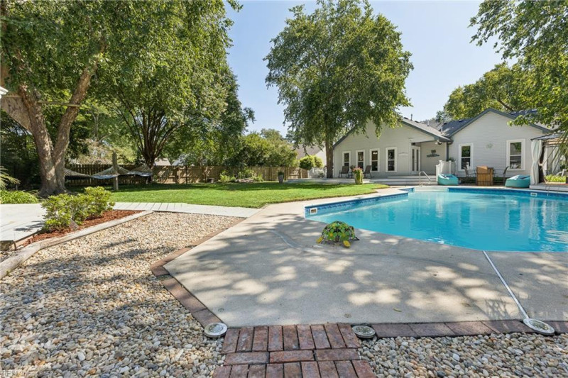 Photo 40 of 50 residential for sale in Chesapeake virginia Photo 40 of 50 residential for sale in Chesapeake virginia