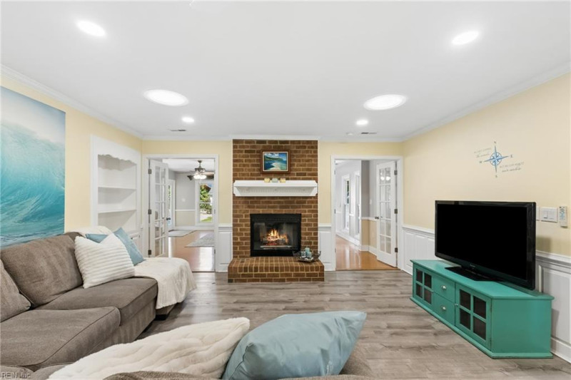 Photo 8 of 50 residential for sale in Chesapeake virginia Photo 8 of 50 residential for sale in Chesapeake virginia