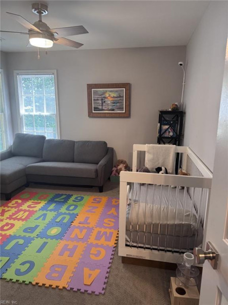 Photo 27 of 33 rental for rent in York County virginia