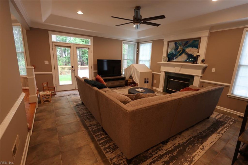 Photo 8 of 33 rental for rent in York County virginia