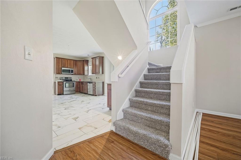 Photo 2 of 31 residential for sale in Chesapeake virginia