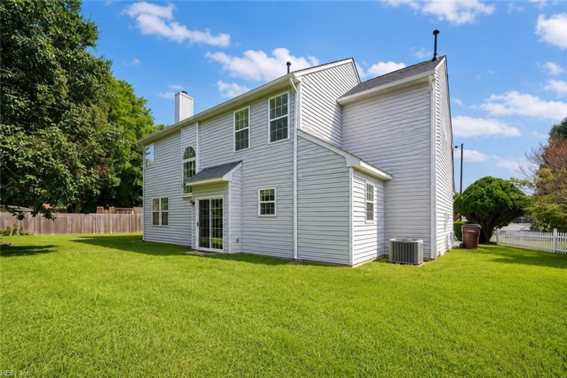 Photo 25 of 31 residential for sale in Chesapeake virginia
