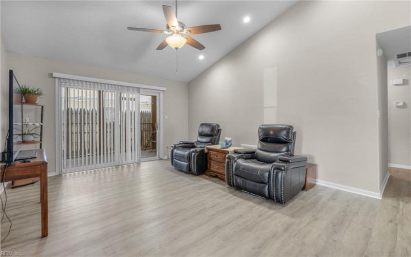 Photo 18 of 37 residential for sale in Virginia Beach virginia