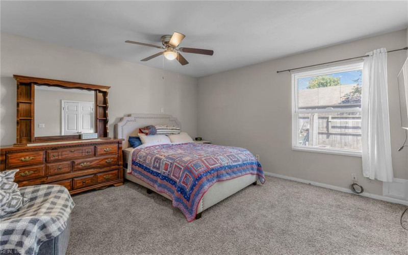 Photo 25 of 37 residential for sale in Virginia Beach virginia