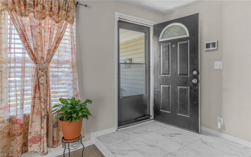 Photo 6 of 37 residential for sale in Virginia Beach virginia