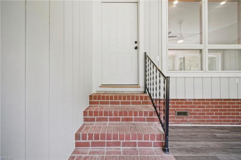 Photo 11 of 45 residential for sale in Suffolk virginia
