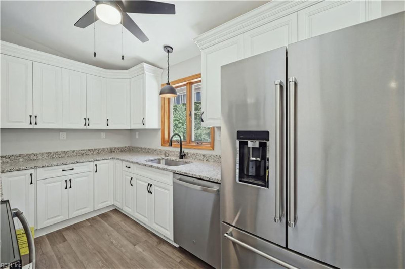 Photo 19 of 45 residential for sale in Suffolk virginia