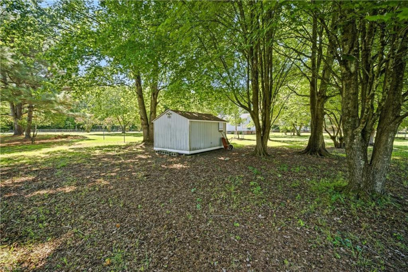 Photo 38 of 45 residential for sale in Suffolk virginia