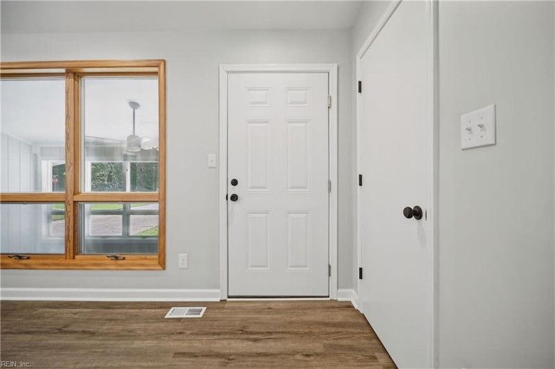 Photo 9 of 45 residential for sale in Suffolk virginia