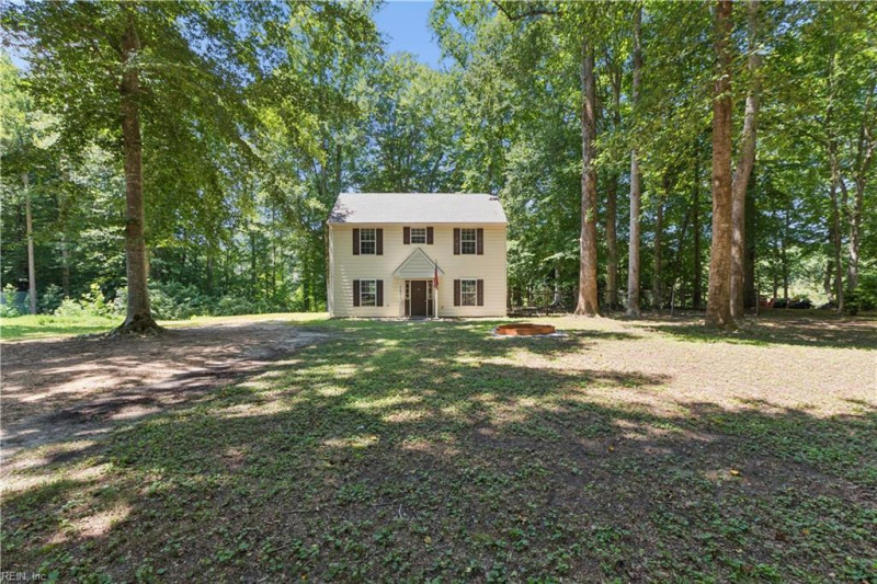 Photo 27 of 33 residential for sale in Mathews County virginia
