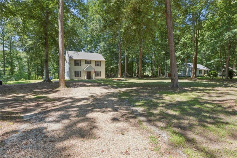 Photo 29 of 33 residential for sale in Mathews County virginia
