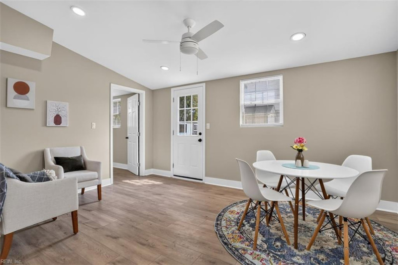 Photo 27 of 39 residential for sale in Chesapeake virginia