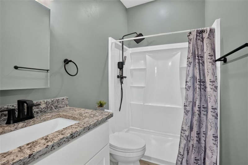 Photo 35 of 39 residential for sale in Chesapeake virginia