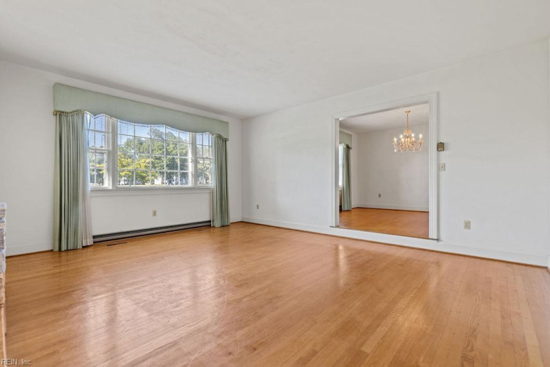 Photo 11 of 46 residential for sale in Franklin virginia