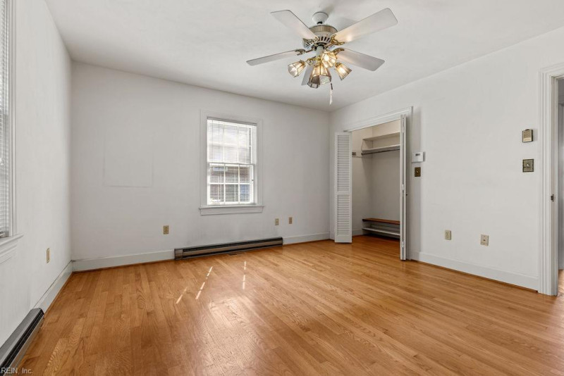 Photo 23 of 46 residential for sale in Franklin virginia