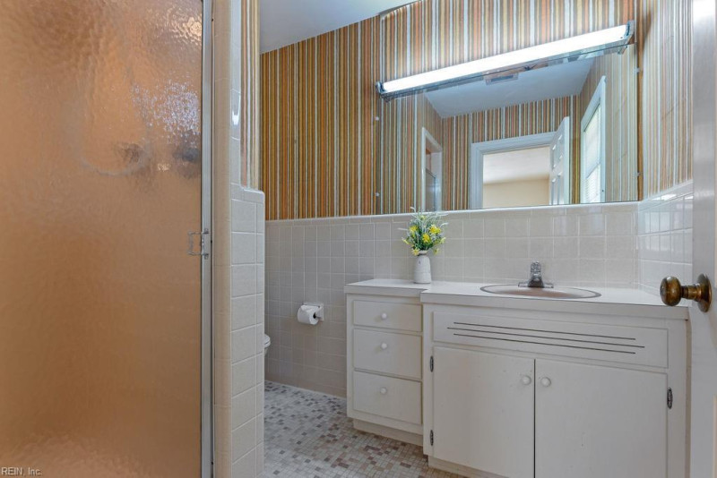 Photo 26 of 46 residential for sale in Franklin virginia