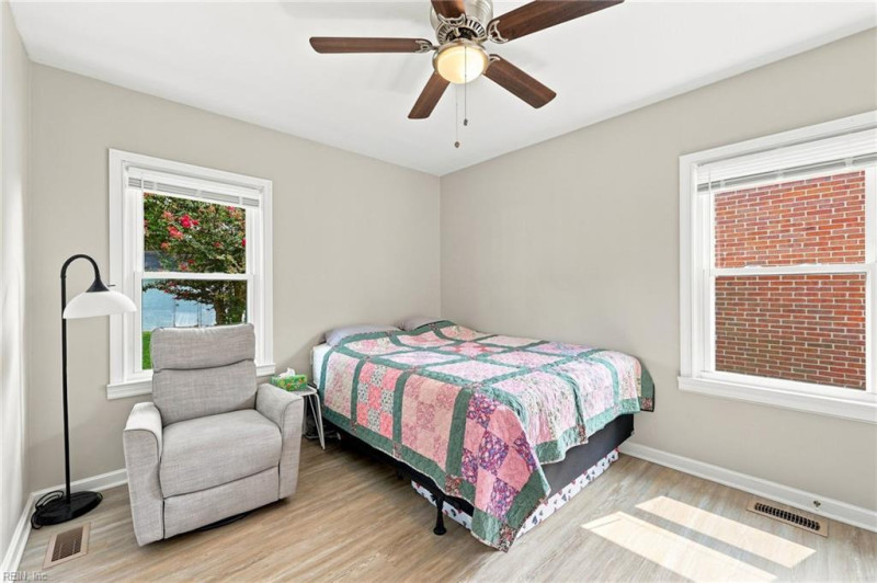 Photo 27 of 48 residential for sale in Newport News virginia
