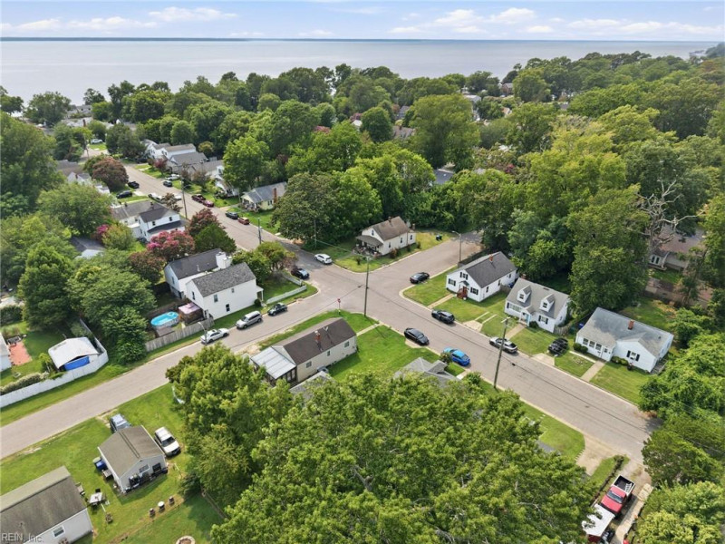 Photo 7 of 48 residential for sale in Newport News virginia
