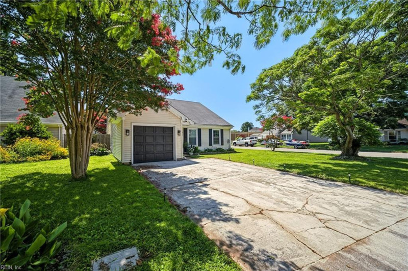 Photo 2 of 39 residential for sale in Virginia Beach virginia Photo 2 of 39 residential for sale in Virginia Beach virginia