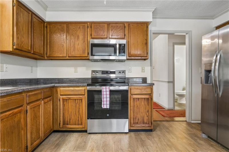 Photo 22 of 41 residential for sale in York County virginia