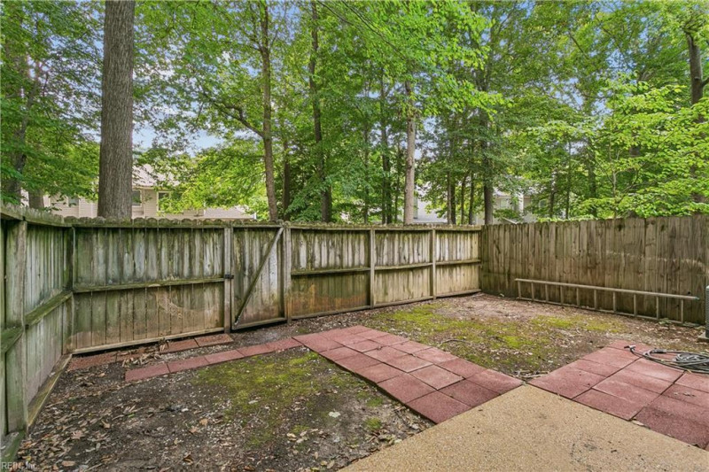 Photo 37 of 41 residential for sale in York County virginia