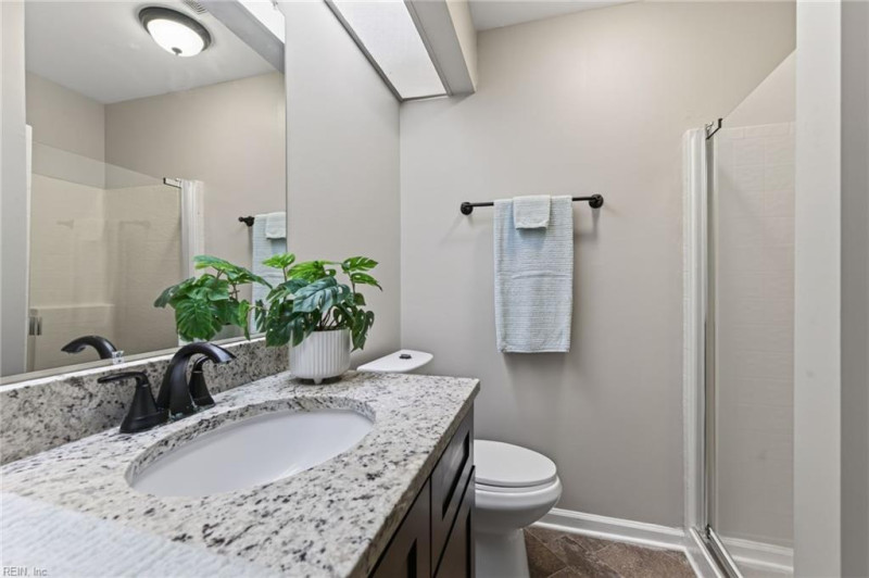 Photo 19 of 22 residential for sale in Chesapeake virginia