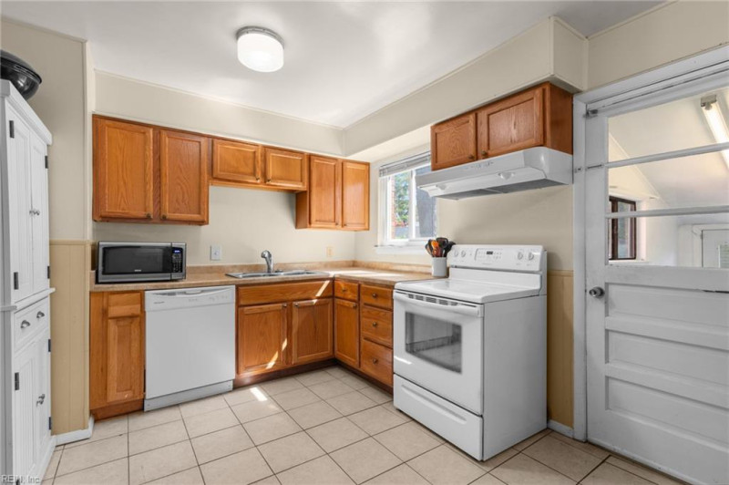 Photo 5 of 22 residential for sale in Norfolk virginia Photo 5 of 22 residential for sale in Norfolk virginia