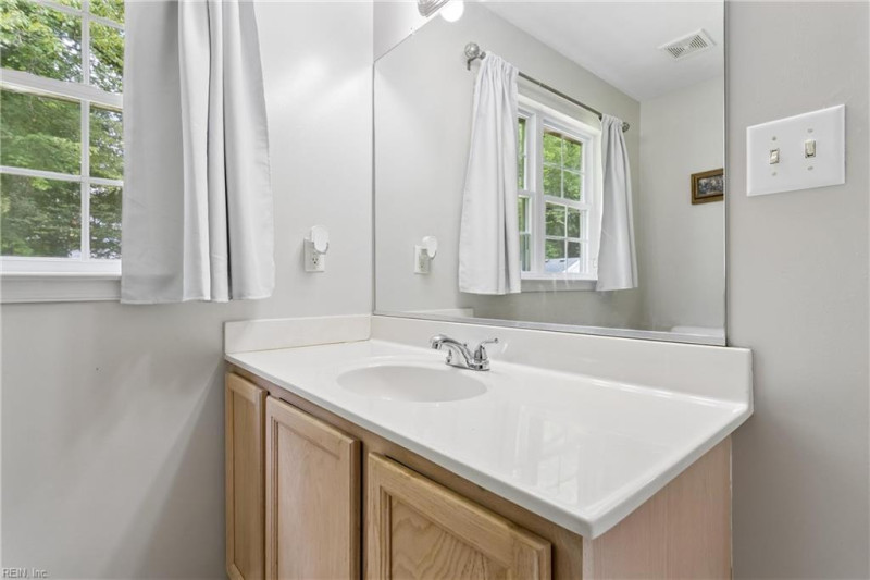 Photo 25 of 39 residential for sale in Norfolk virginia Photo 25 of 39 residential for sale in Norfolk virginia